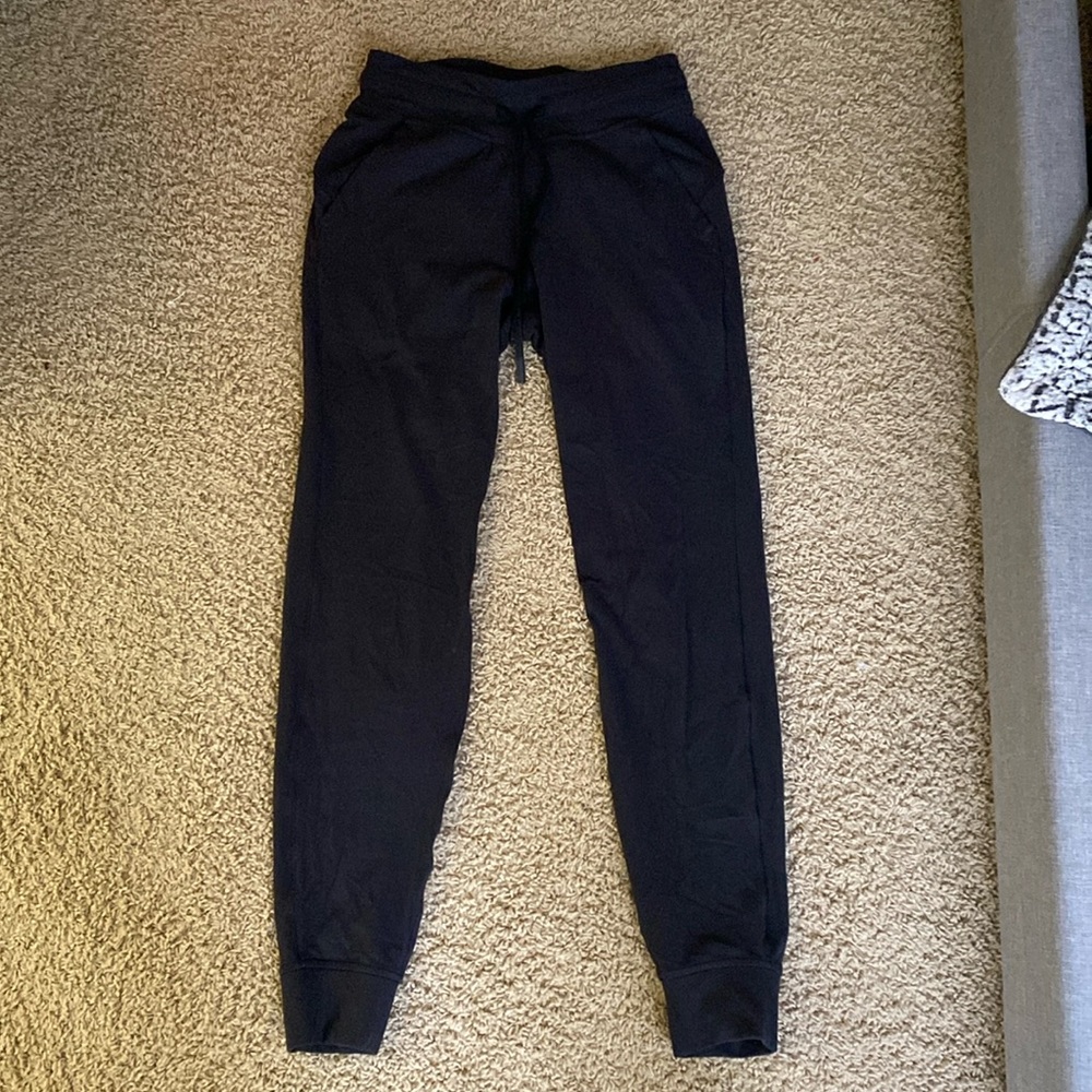Lululemon align joggers 28”